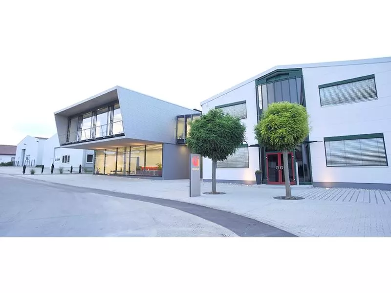 Gebäude außen.webp